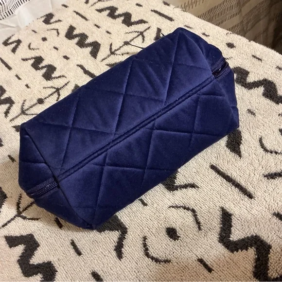 Vera Bradley Harry Potter Blue Pouch with Owl Design - Picture 2 of 3